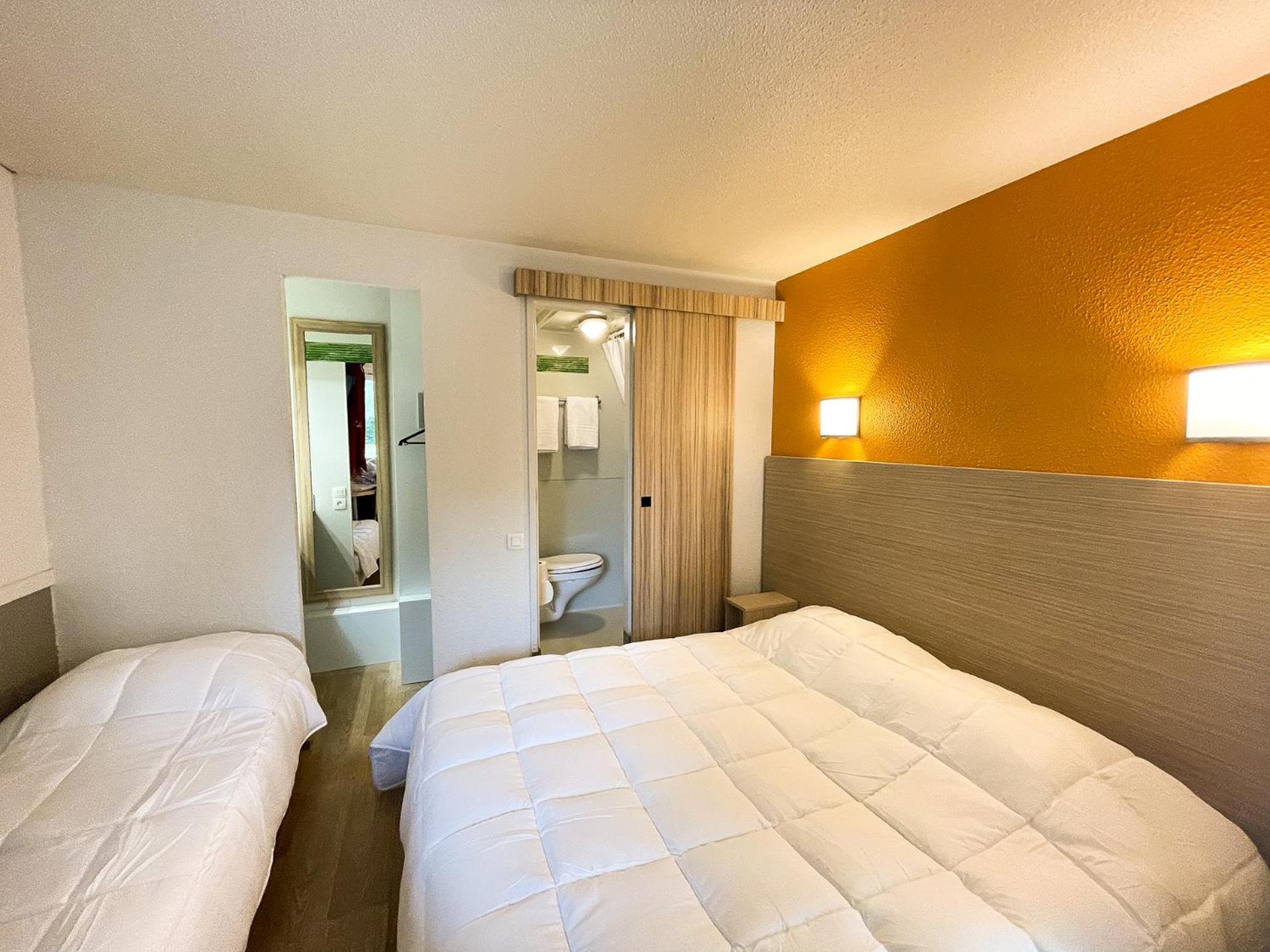Hotel Du Parc - Chantepie Buitenkant foto